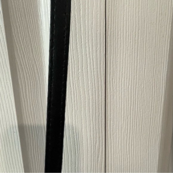 Micheal Kors Black and Tan Crossbody Bag - Picture 4 of 5